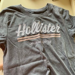 hollister t shirt